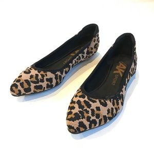 AK Sport Cheetah Leopard Flats Size 9 Odessie